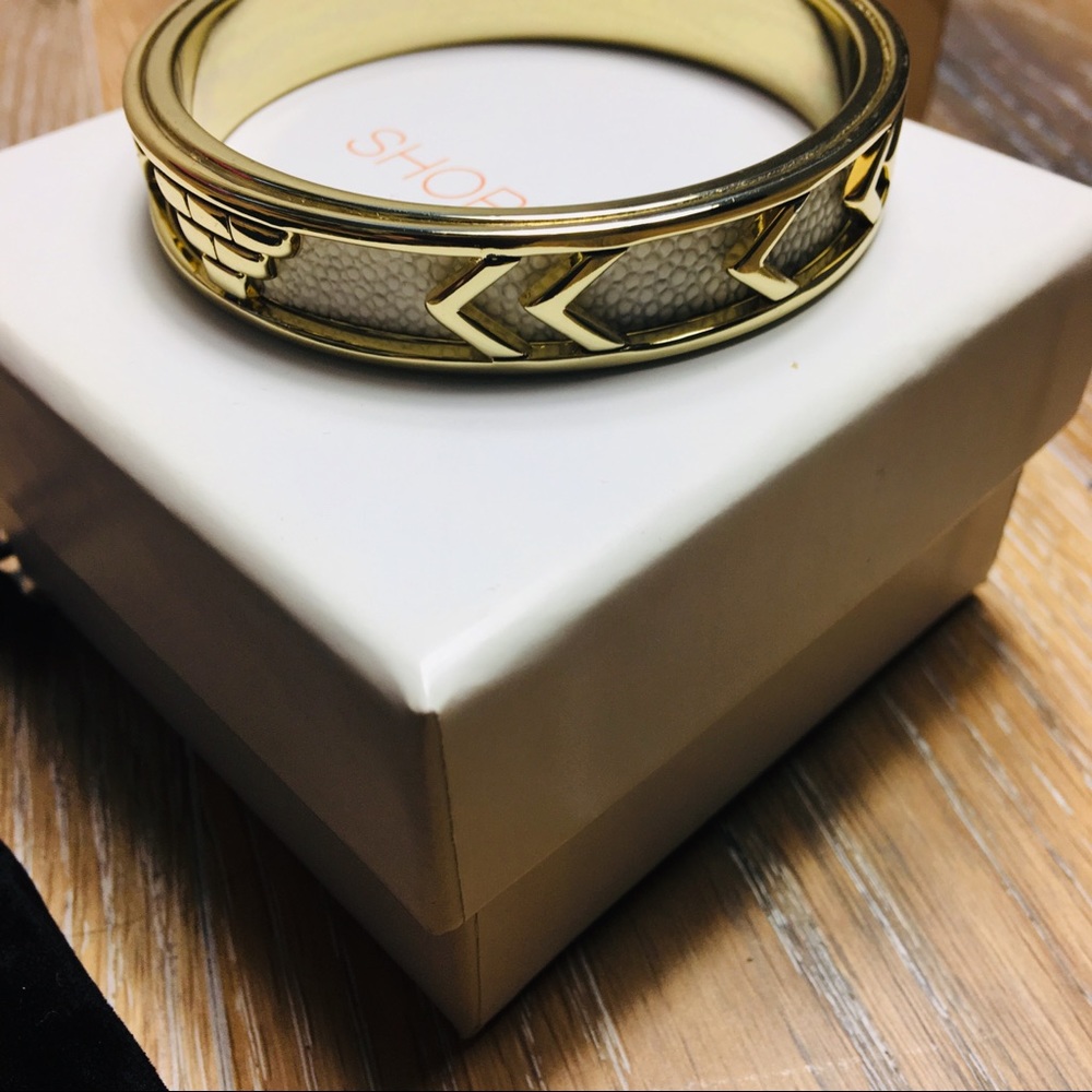 ⬇️ House of Harlow 1960 Aztec Bangle Bracelet - Picture 2 of 8